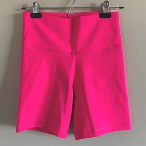 COPY - NEVER WORN Aritzia Bike Shorts
